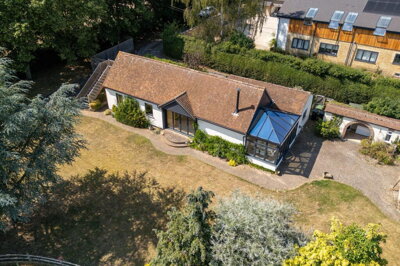 Property on Springhill, OX13 5HL