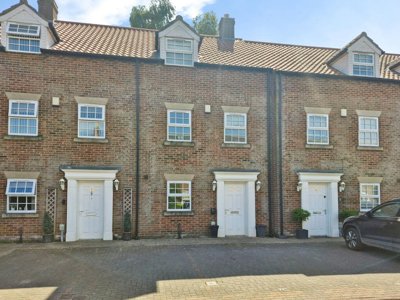 Property on Flemingate Court, HU17 0SZ