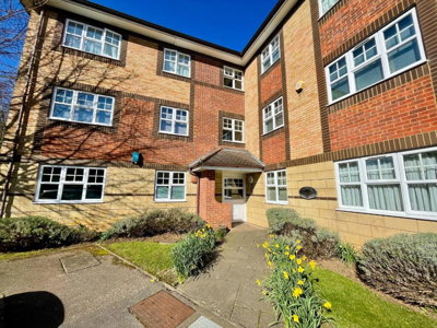 Property on Knightsfield, LU2 7LD