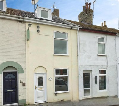 Property on NR32 1PS