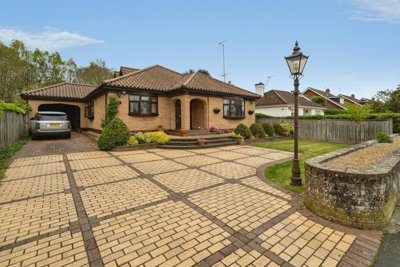 Property on Meadow Drive, NR12 8UN