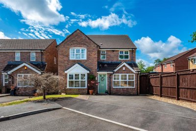 Property on Coed Fedwen, SA7 0HA