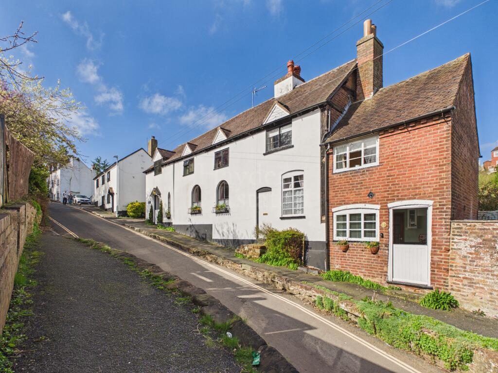 Terraced House