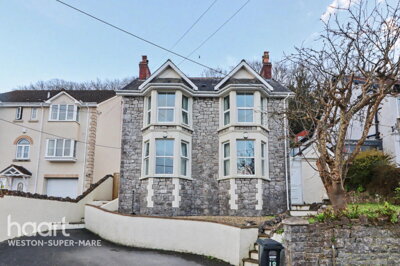 Property on Kewstoke Road, BS22 9YD