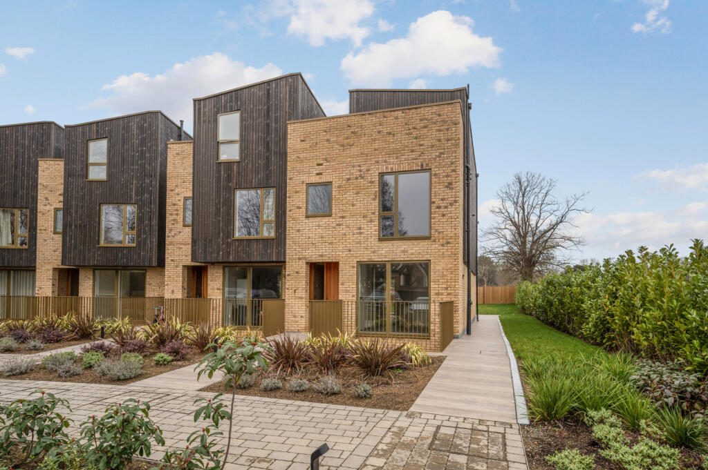 Terraced House