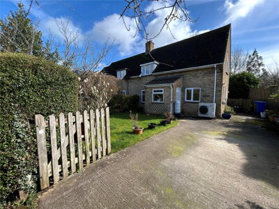 Property on Plowden Close, NN11 6UE