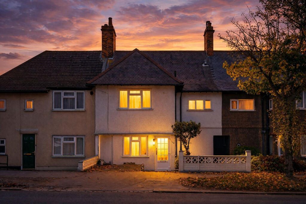 Property main image