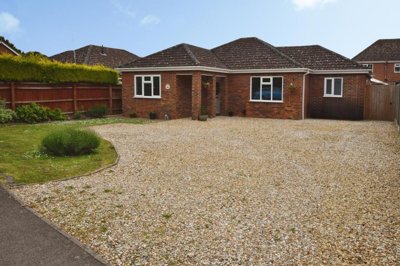 Property on Old Main Road, PE22 9HR