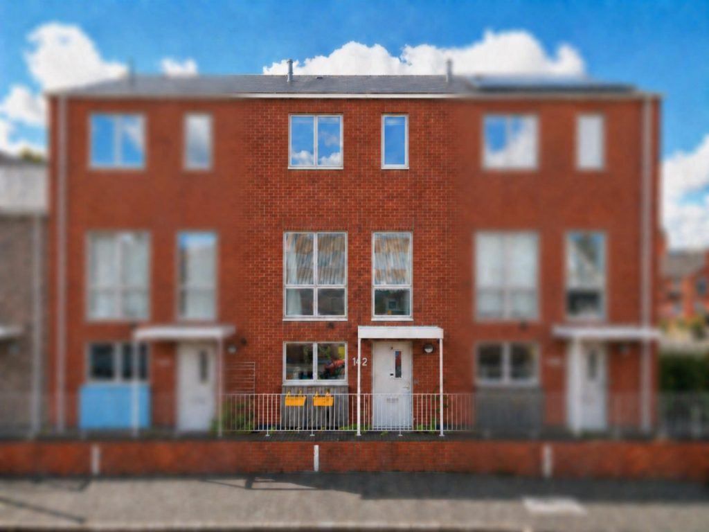 Terraced House