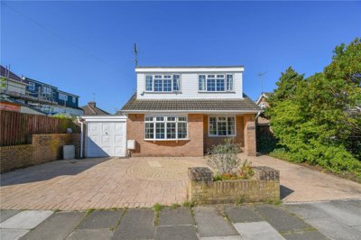 Property on Well Lane, CH49 3QB