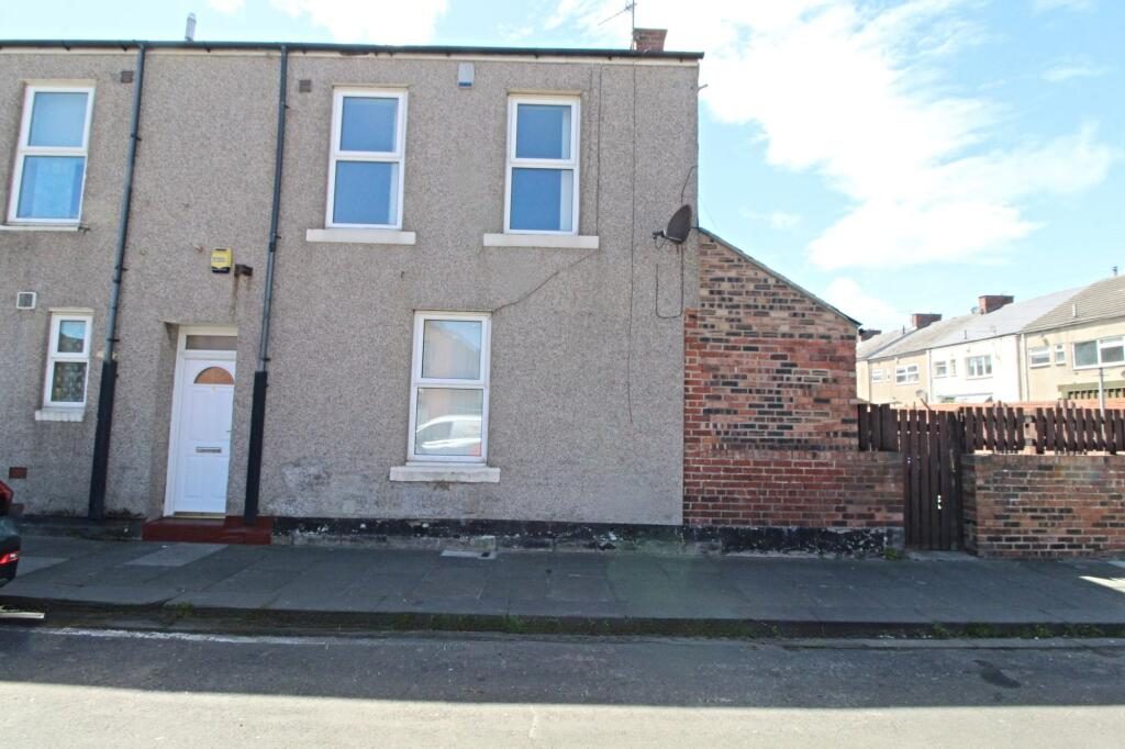 Property main image