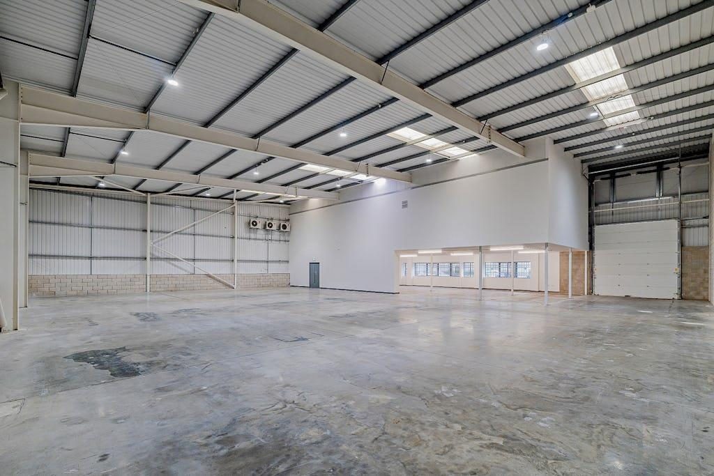 Distribution Warehouse