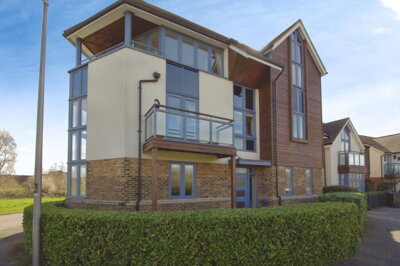 Property on Kemsley Crescent, MK10 9LZ