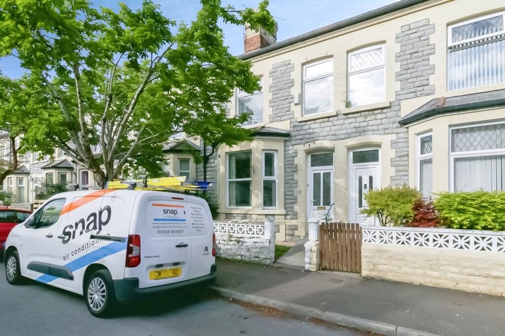 Terraced House