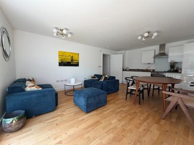 Property on Park Place, SG1 1AZ