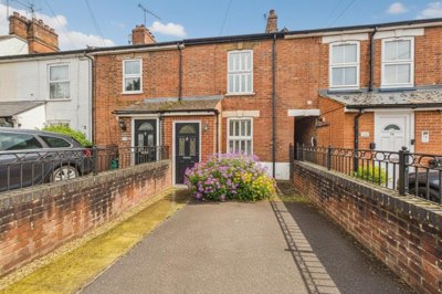Property on Oxford Road, RG41 2XY