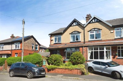 Property on Dales Avenue, M45 7RN