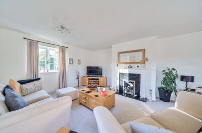 Property on EX14 3ER