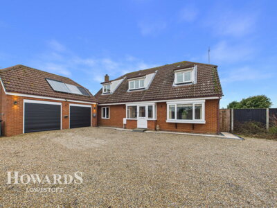 Property on Market Lane, NR32 5AN