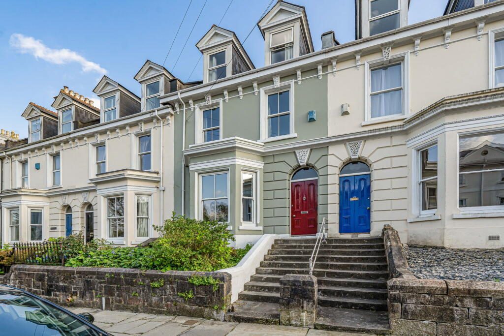 Terraced House