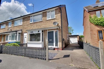Property on Eden Close, HU17 7HE