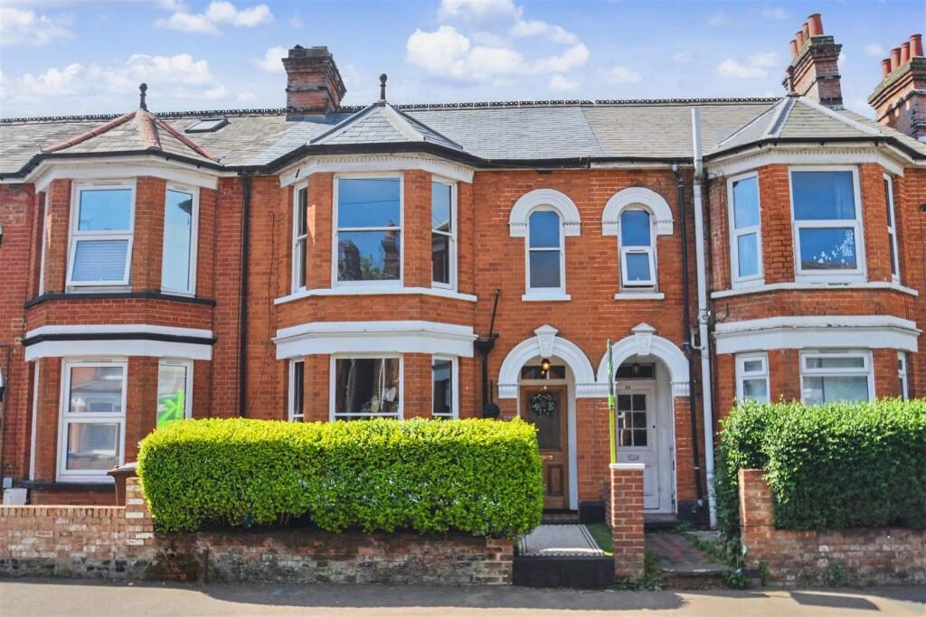 Property main image