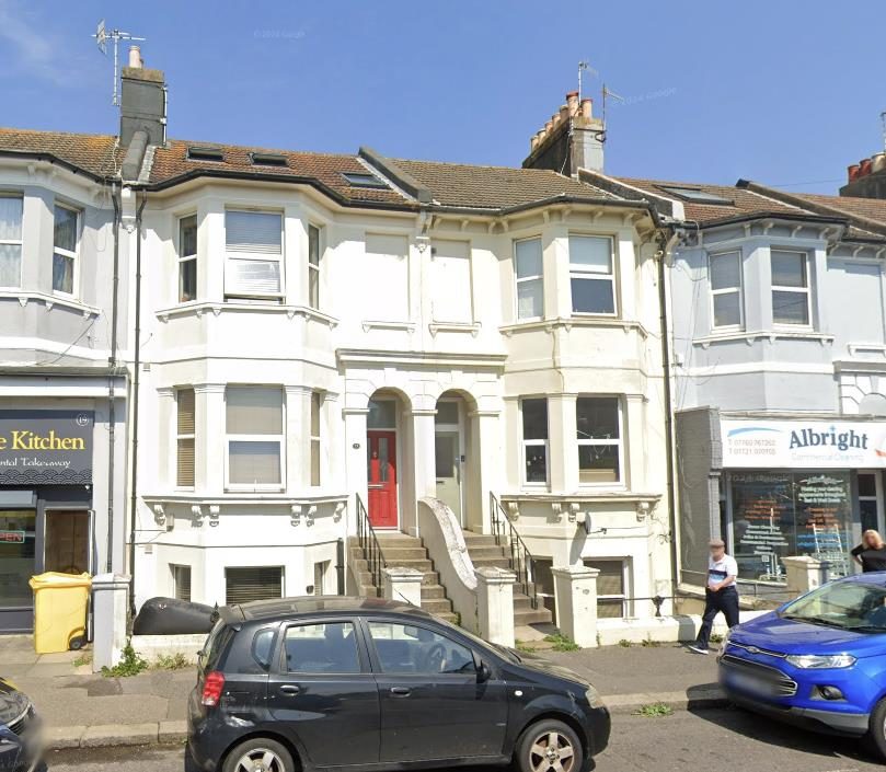 Property main image