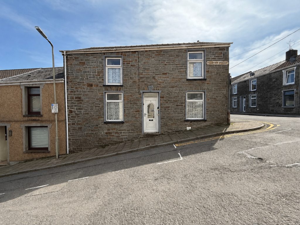 Terraced House