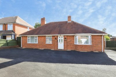 Property on Summerhill Avenue, DY11 6BY