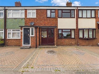 Property on Silverdale East, SS17 8BQ