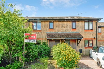 Property on Broadmead, RH6 9XB