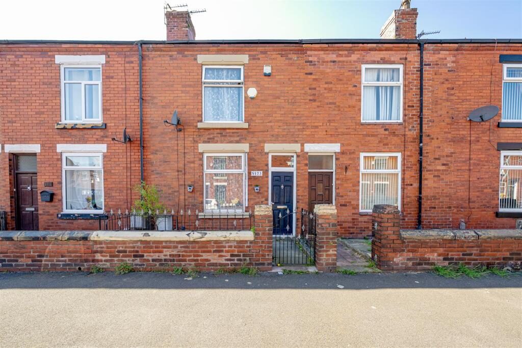 Terraced House