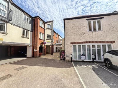 Property on Quay Street, TR1 2GA