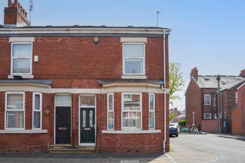 Terraced House