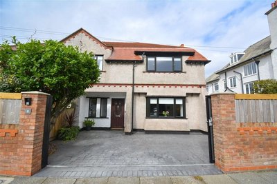 Property on Gerard Road, CH45 6UH