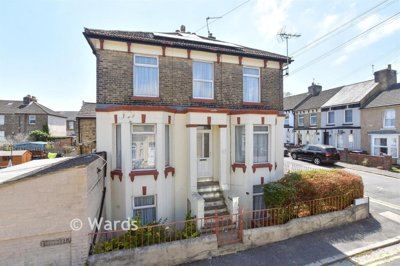 Property on Eric Road, CT17 0TE