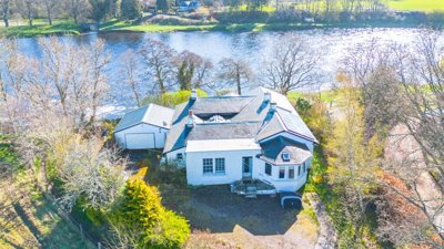 Property on PH1 3HT