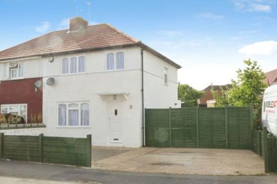 Property on Beresford Avenue, SL2 5LG