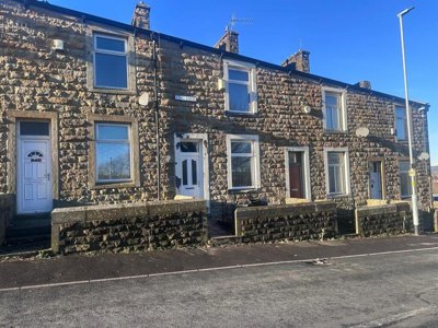 Property on Cog Lane, BB11 5JU