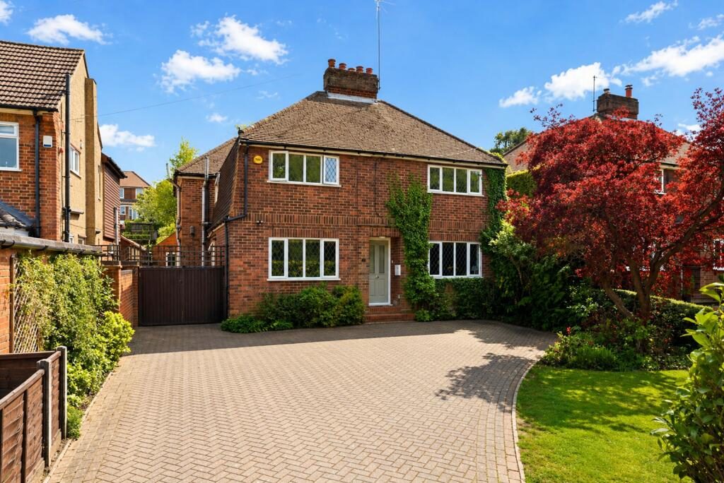 Property main image
