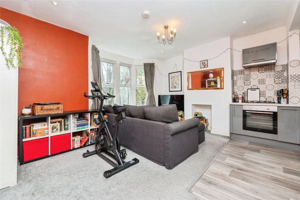 Terraced House