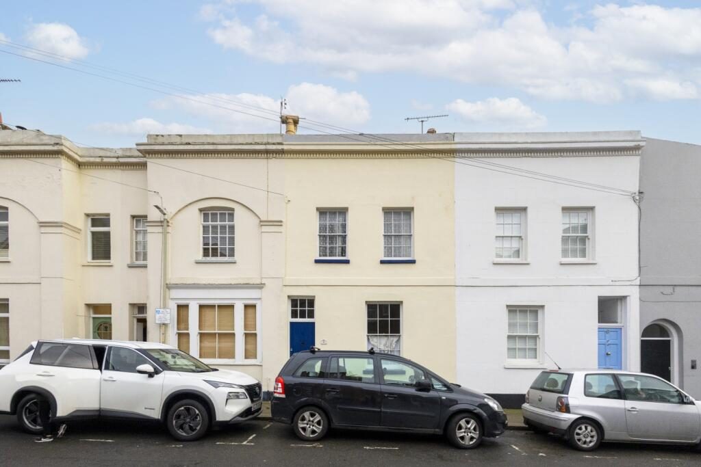 Property main image