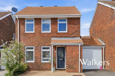 Property on Forester Court, CM12 0HG