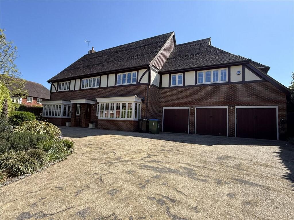 Lockestone, Weybridge, Surrey, KT13