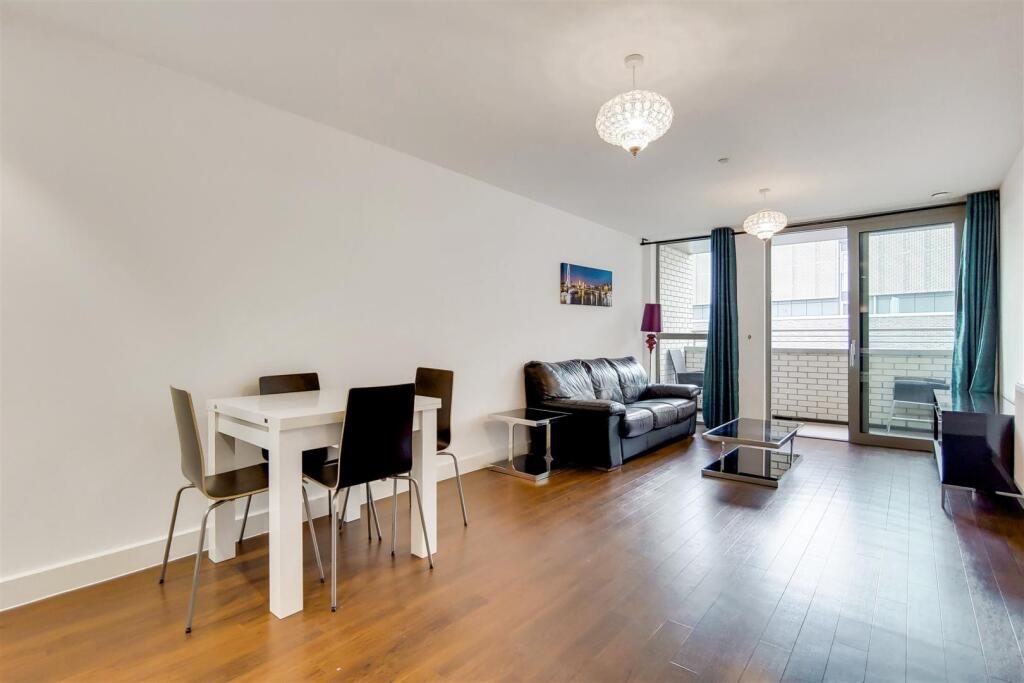 Property main image