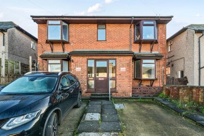 Property on Brockhurst Road, HP5 3JE