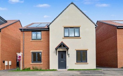 Property on Heart Of England Way, CV11 6WZ