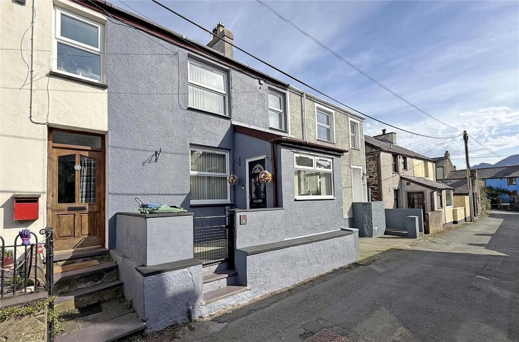 Terraced House