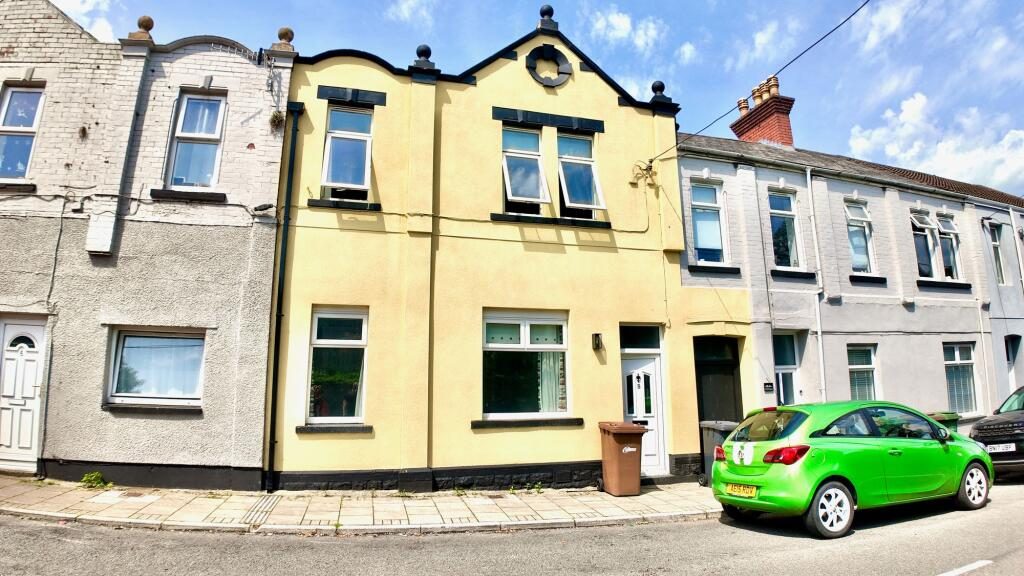 Property main image