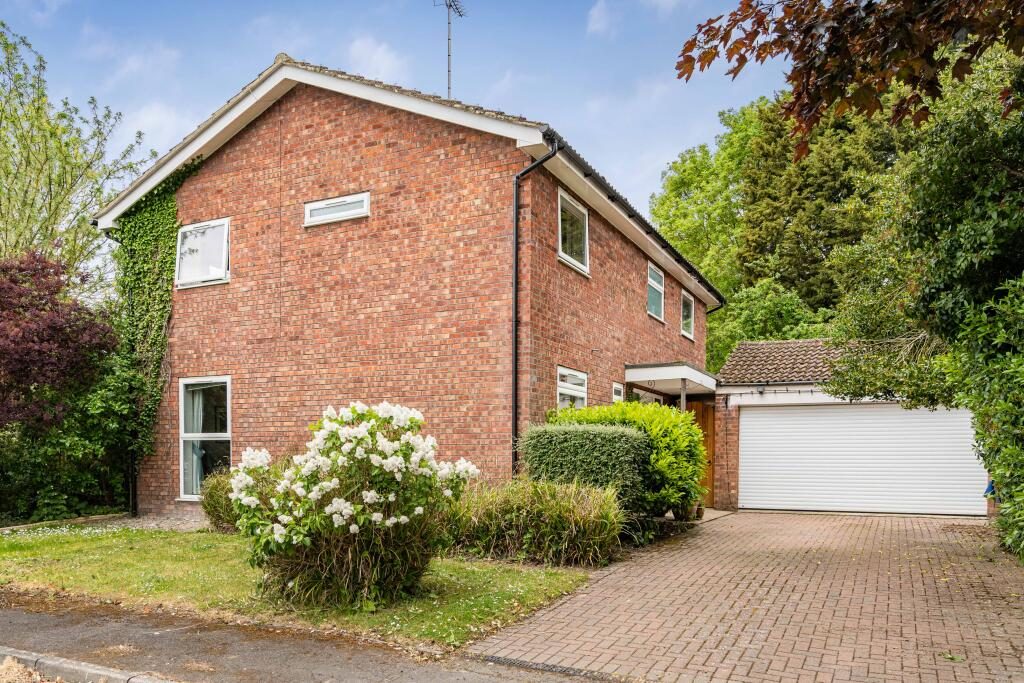 Property main image